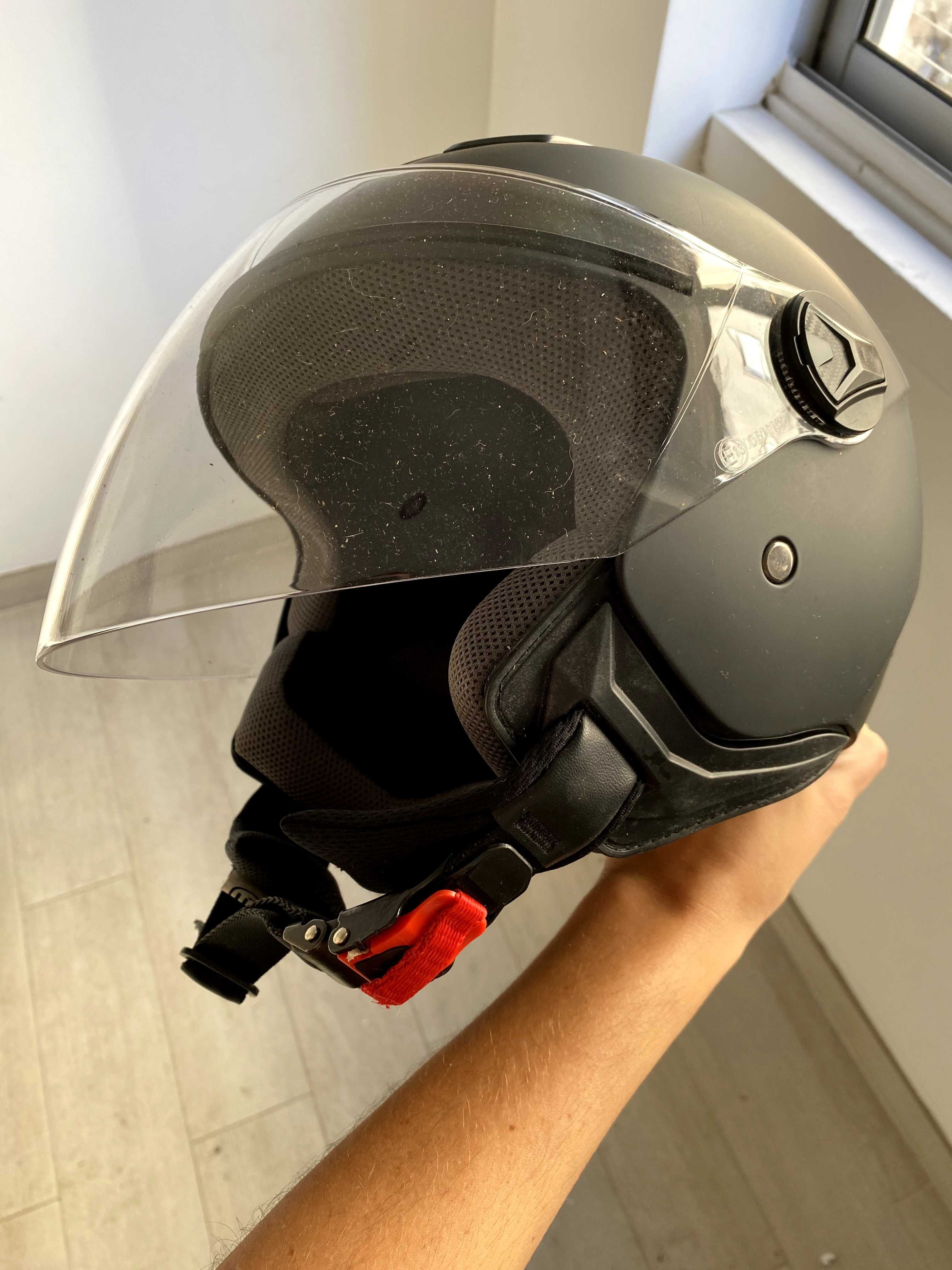 Capacete UNIK Tamanho S + luvas