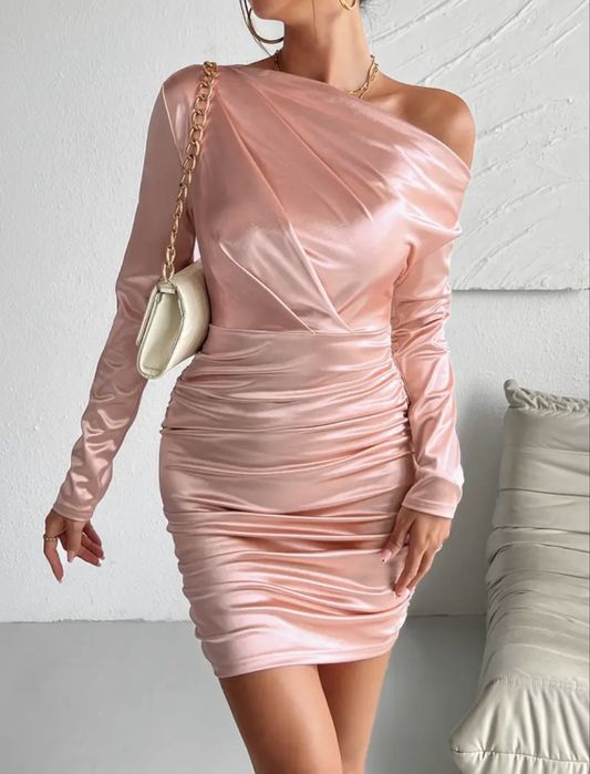 Вишукана святкова сукня