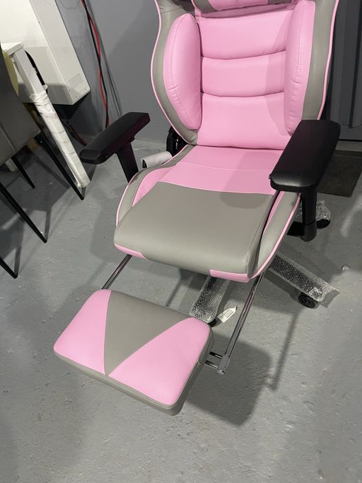 Офісне  крісло  для дівчат