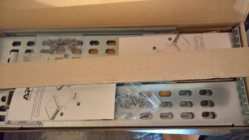 салазки рельсы направляющие surtrk для APC Smart-UPS RT Rail Kit