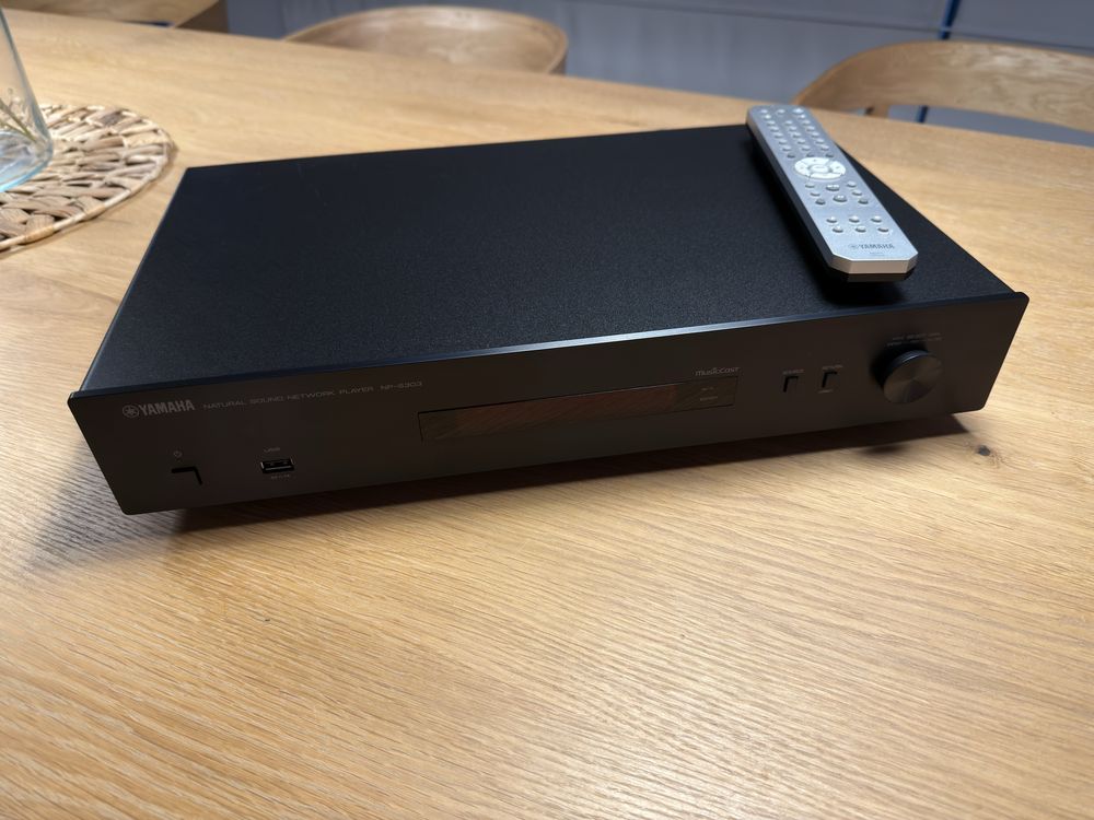 Odtwarzacz sieciowy Yamaha NP-S303 MusicCast