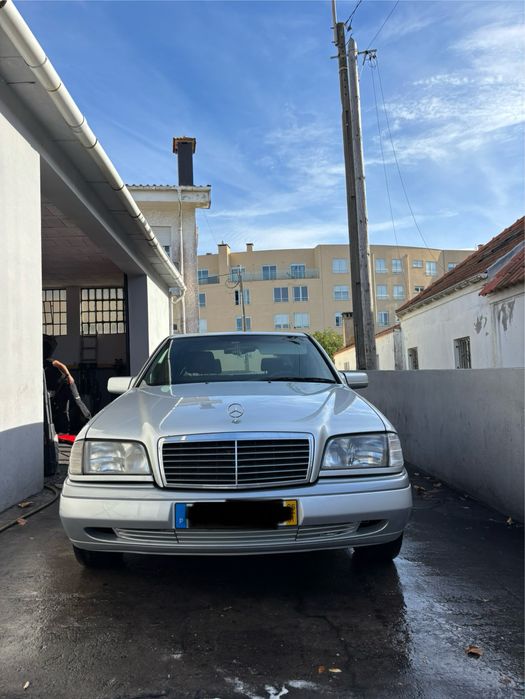 Mercedes C220 w202