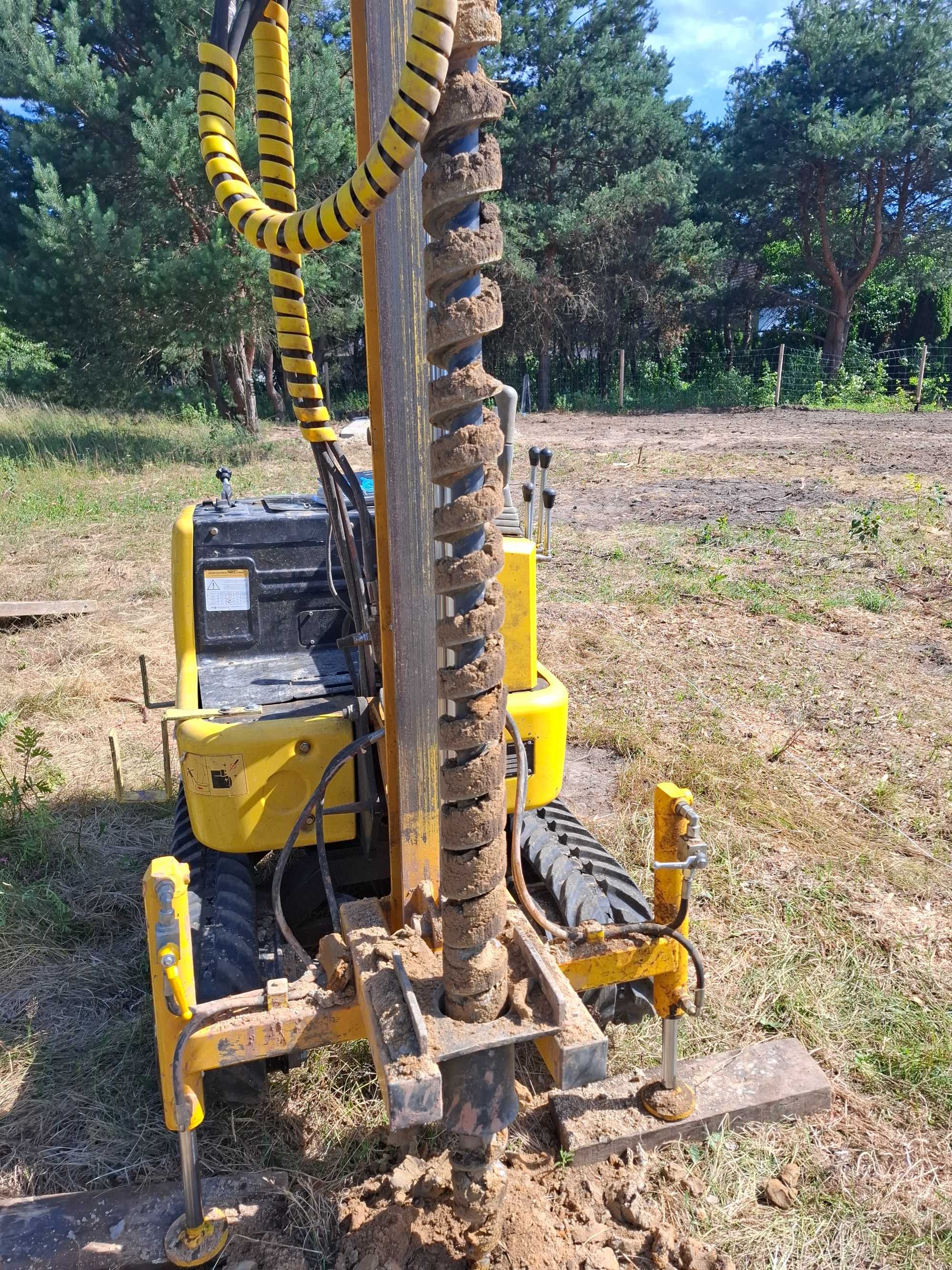 Geotechnika, Geolog, badania gruntu, odwierty geologiczne