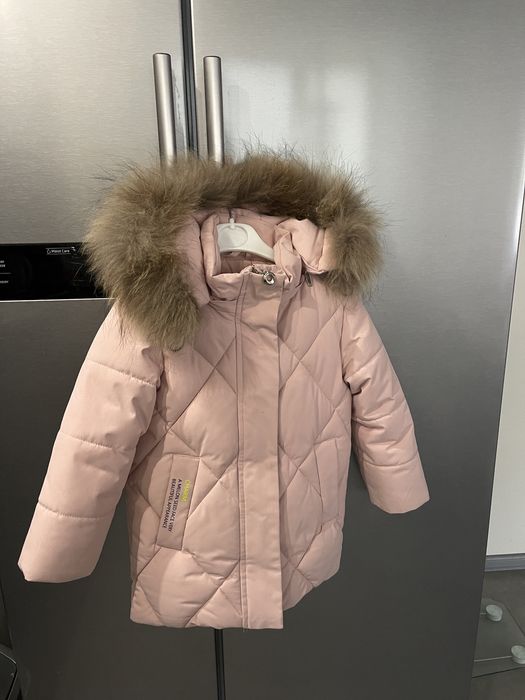 Куртка зимова на дівчинку