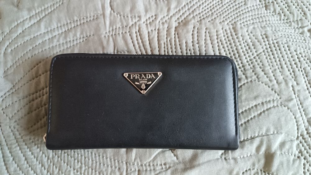 Portfel damski Prada Milano - Nieużywany