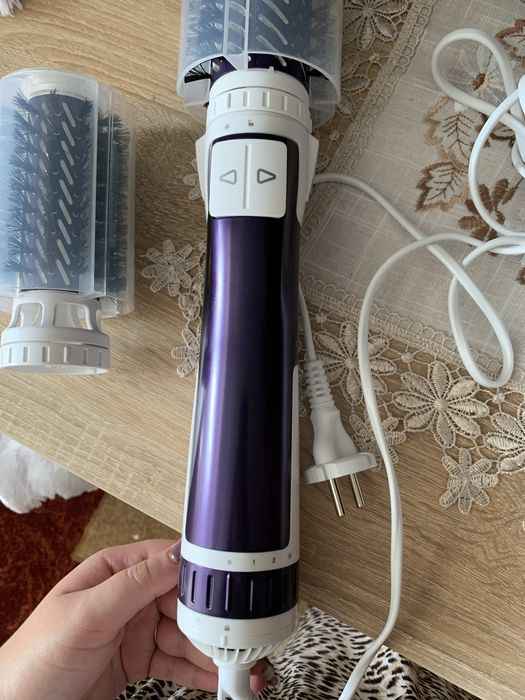 Фен-браш від rowenta