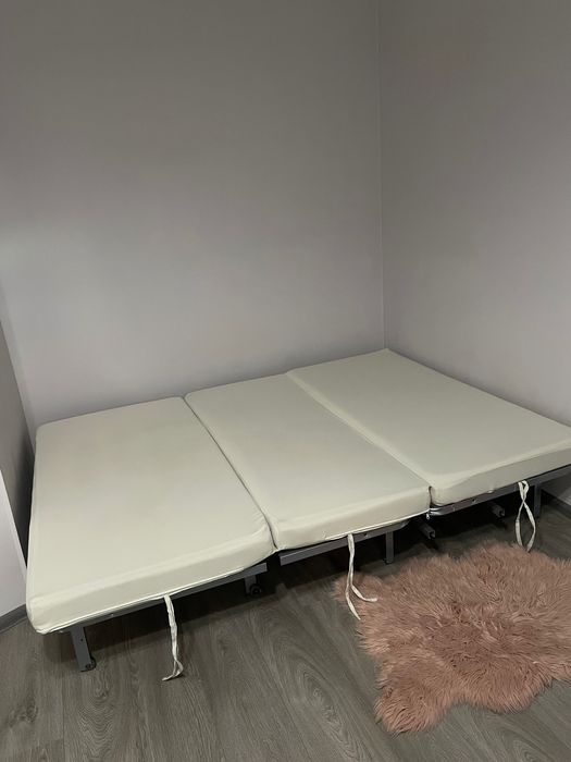 Ліжко, диван 140*200, гарний стан