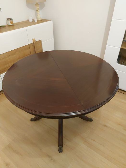 Mesa de sala de jantar extensível