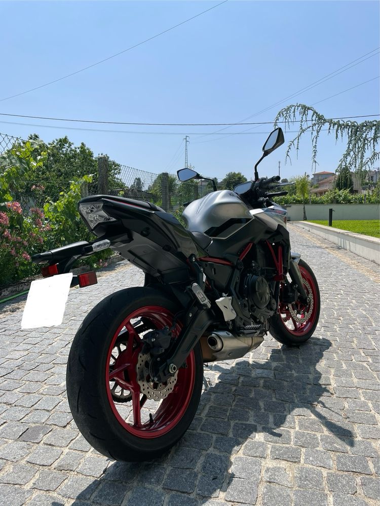 Kawasaki z650 Nova