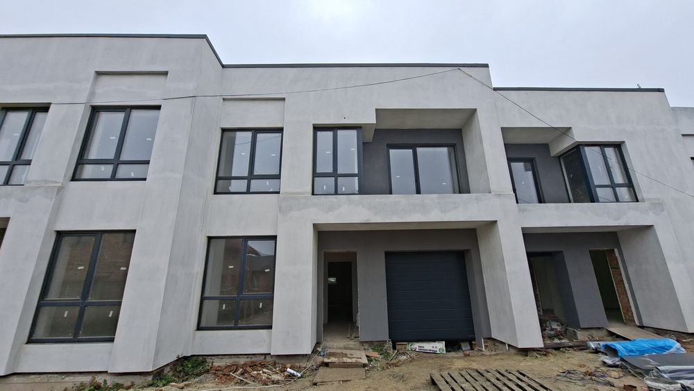 Продаж Таунхаус 145м². Ділянка 2сот. Готовий до ремонту. Комунікації