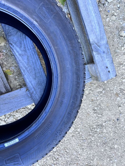 4xopona zimowa SEMPERIT w rozmiarze 205/60 R16