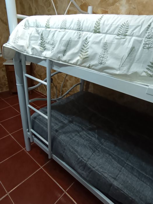 Armação Beliche novo metal branco