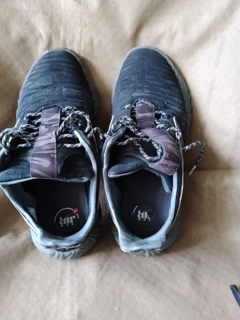 Кросівки чоловічі  Adidas 43 розмір