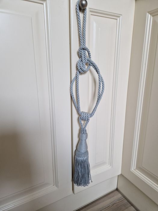 Chwost , szary , grafitowy , duży,  61cm , piekny jak nowy