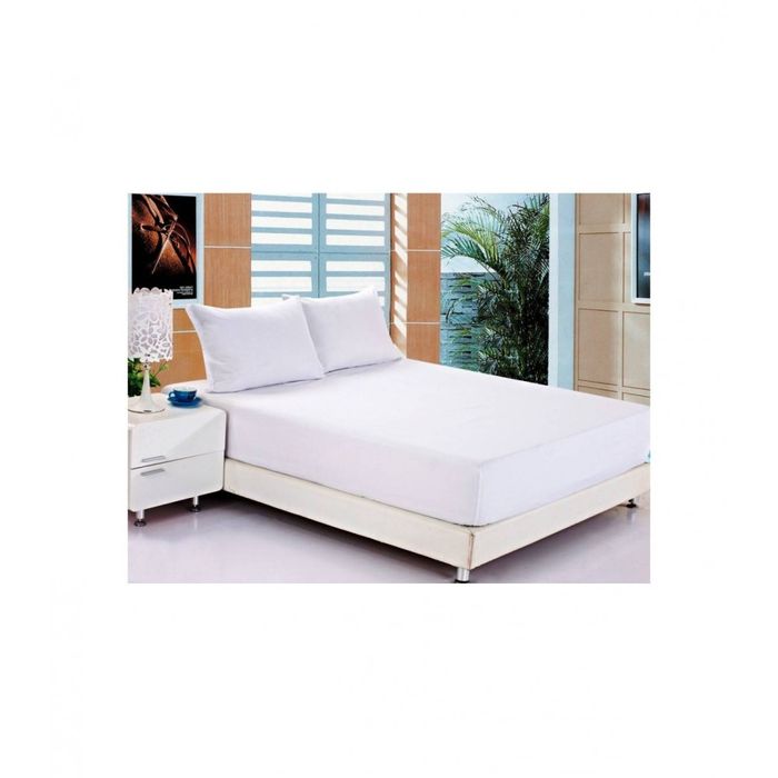 Трикотажные простыни Maison dor на резинке 180*200+наволочки 2-50*70