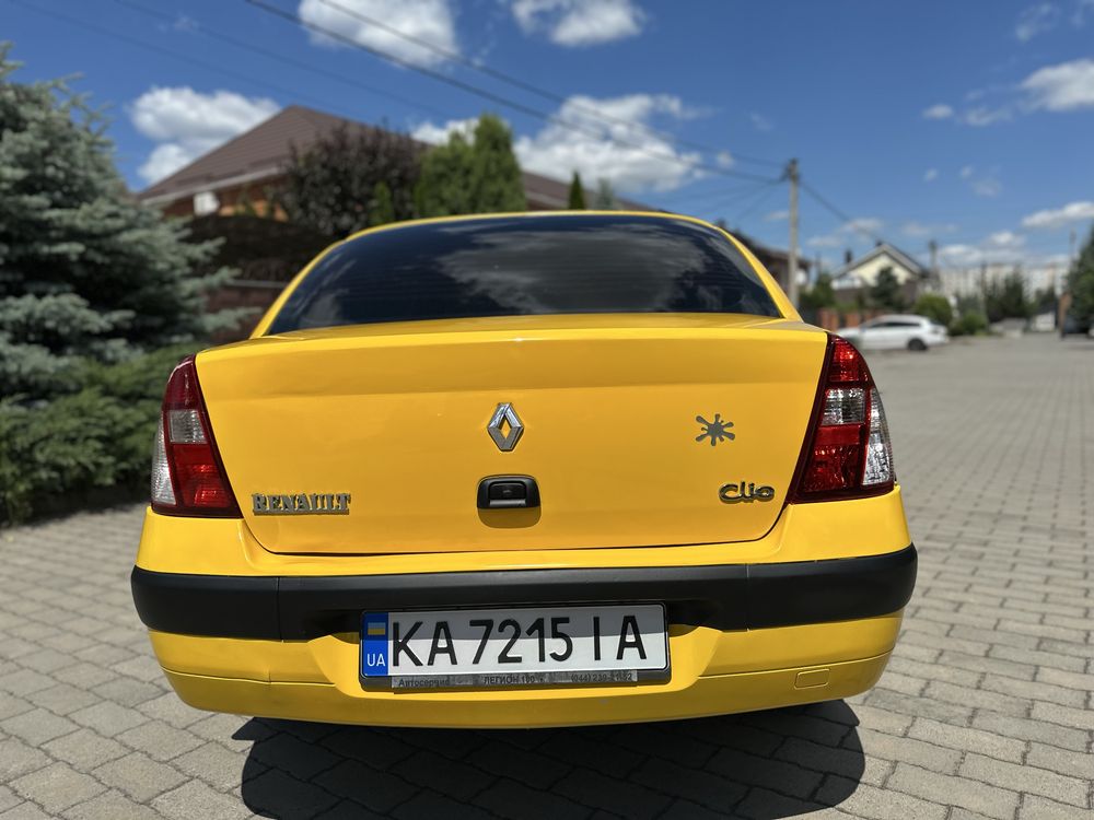 Renault Clio Symbol 2005 року газ/бензин