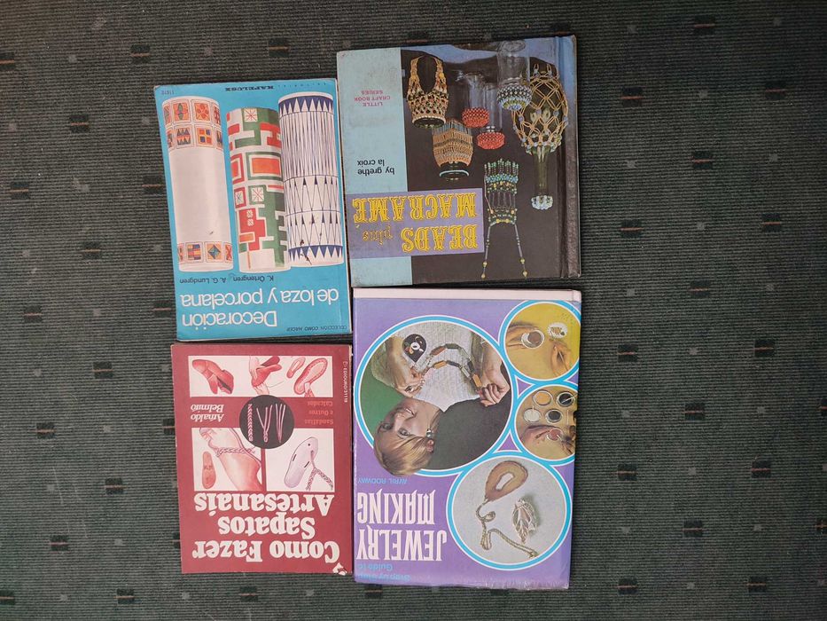12 livros sobre Artesanato e Trabalhos Manuais