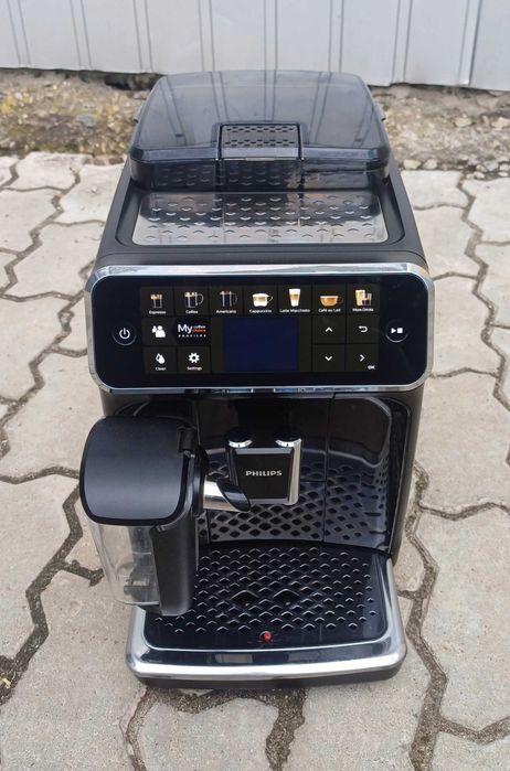 Кавомашина Філіпс Philips Series 5400 EP5441 EP5447 молочник LatteGo