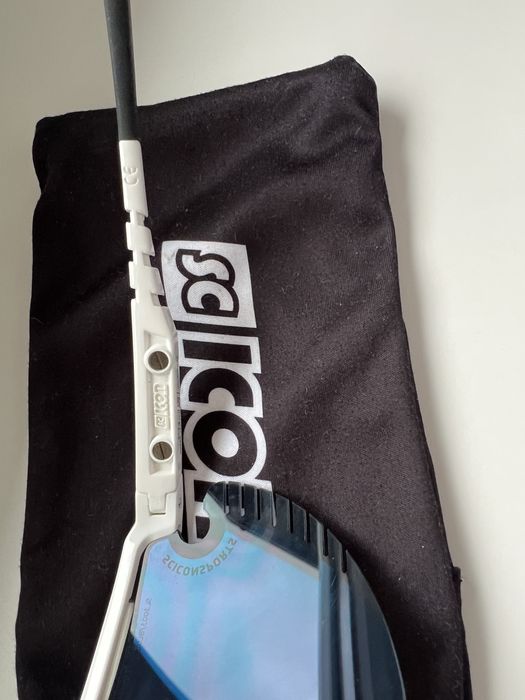 Okulary kolarskie rowerowe Scicon Aerowing lustrzane szkla niebieskie