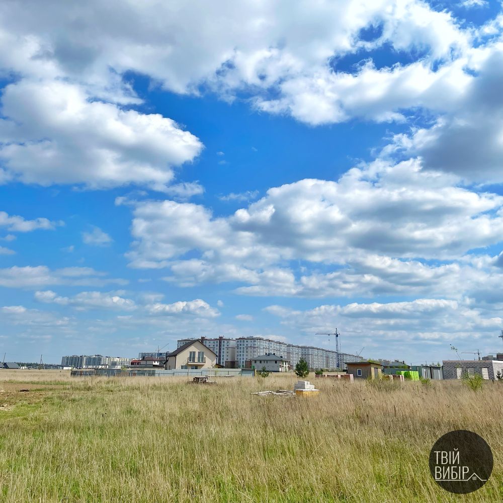 Продаж сонячної земельної ділянки під забудову біля  ЖК Львівський