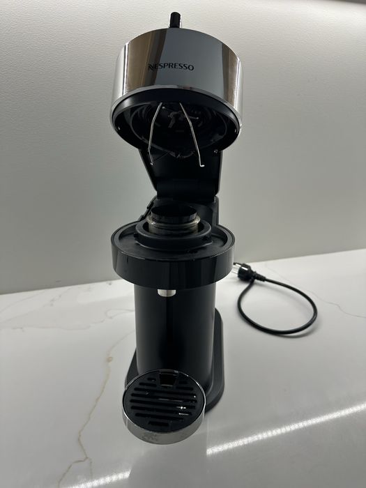 Ekspres do kawy Vertuo Next Nespresso