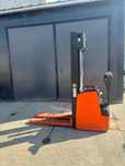 Paleciak, Wózek widłowy Elektryczny Hyster - 5 m podnoszenia 1400 kg