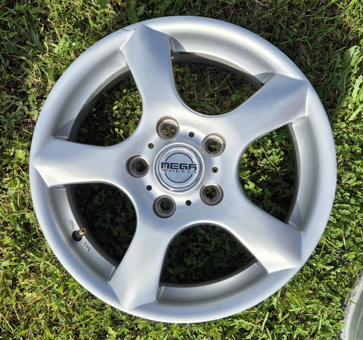Alufelgi Mega wheels 15 ' 5x114,3 Mazda Nissan Hyundai Honda Toyota