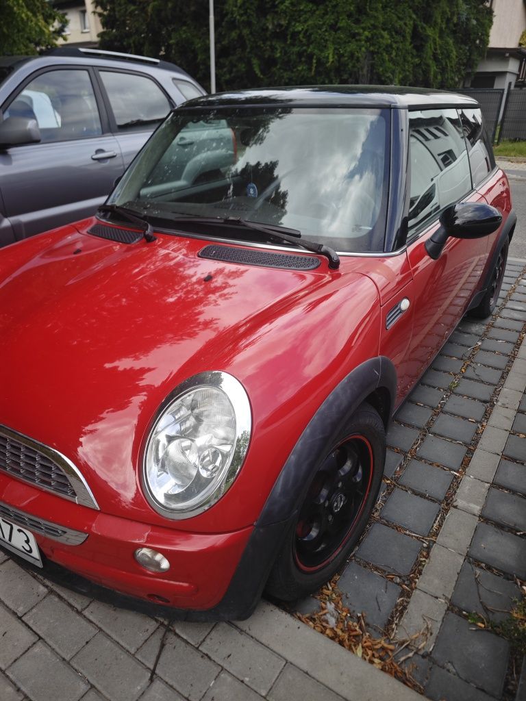 Sprzedam Mini Cooper 1.6 uszkodzone sprzęgło
