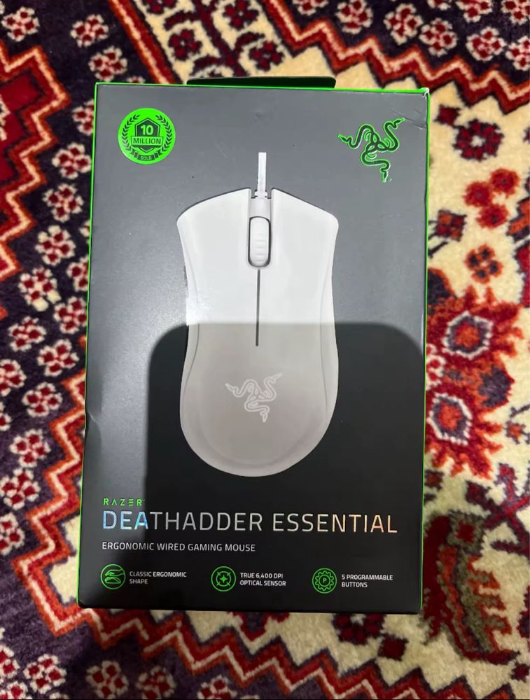 Razer-DeathAdder Essencial Branco