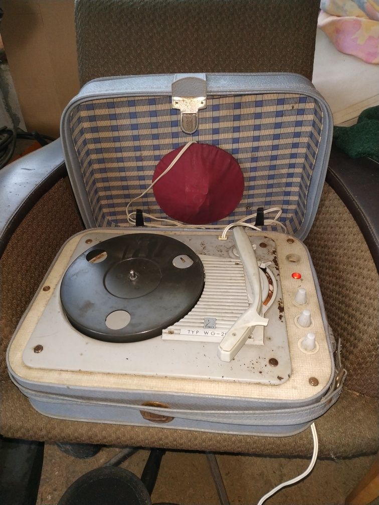 OKAZJA 1971 rok Gramofon ze wzmacniaczem FONICA WG-262 adapter Bambino