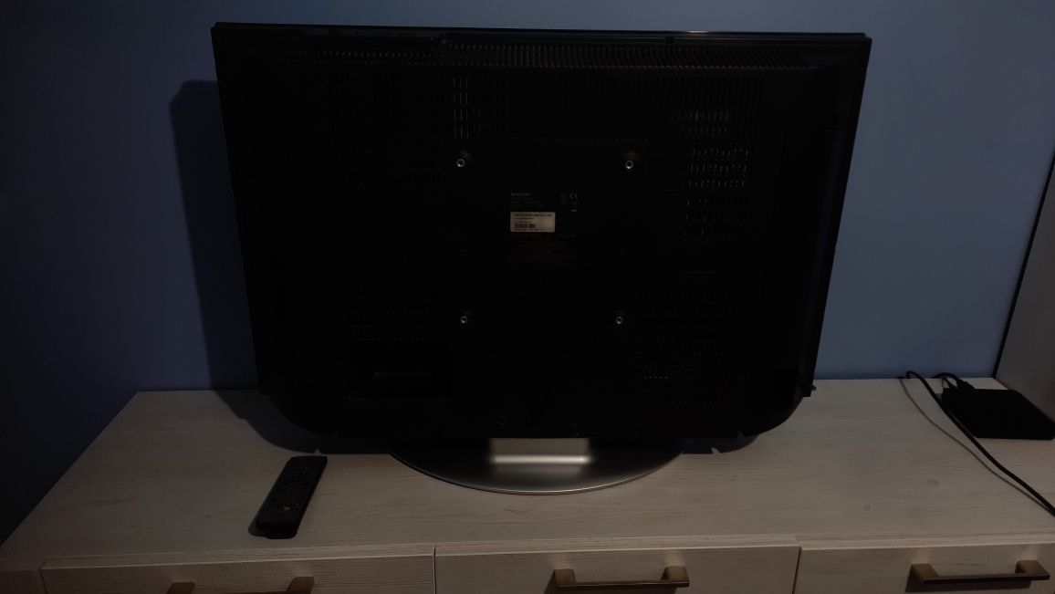 Tv Sharp AQUOS 32 cale