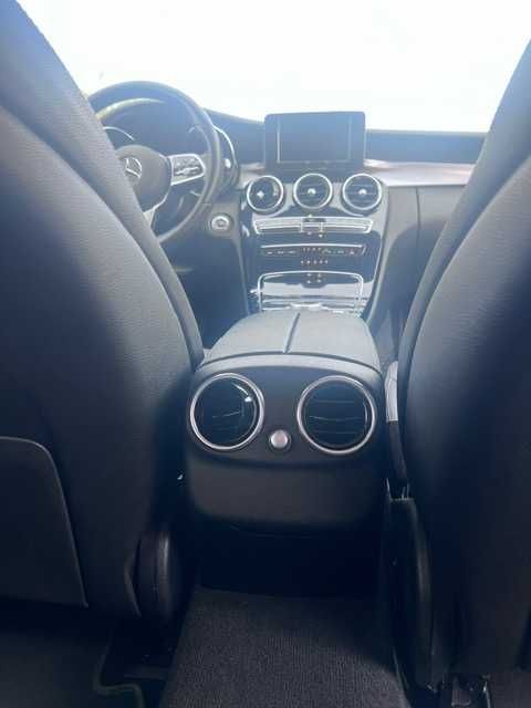 Mercedes c300DE  Novo Revisões Marca