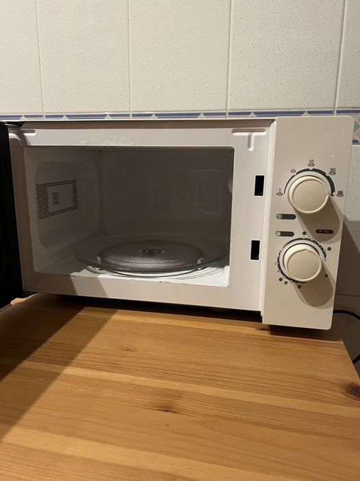 Microondas com descongelação