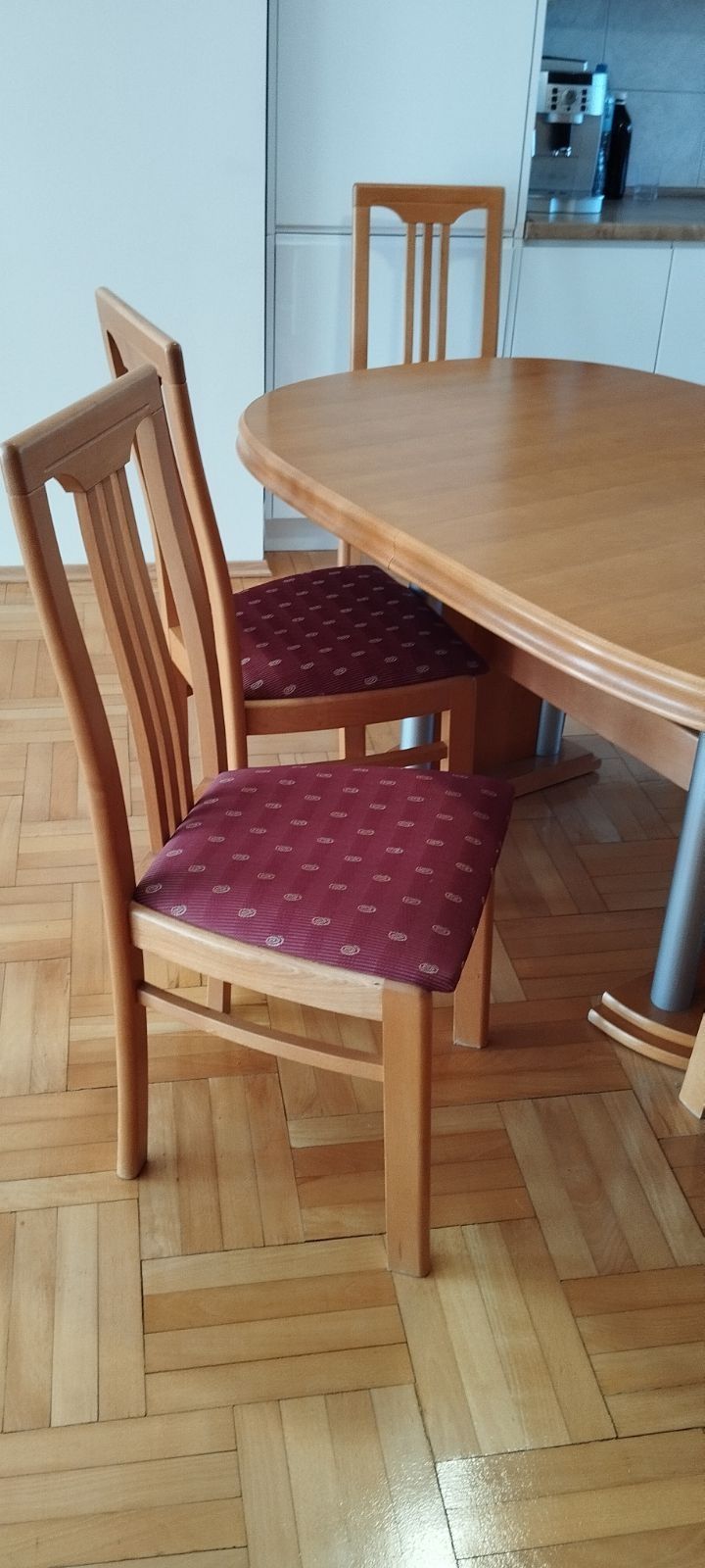 Komplet stół i krzesła - Paczkowska fabryka mebli kolor buk