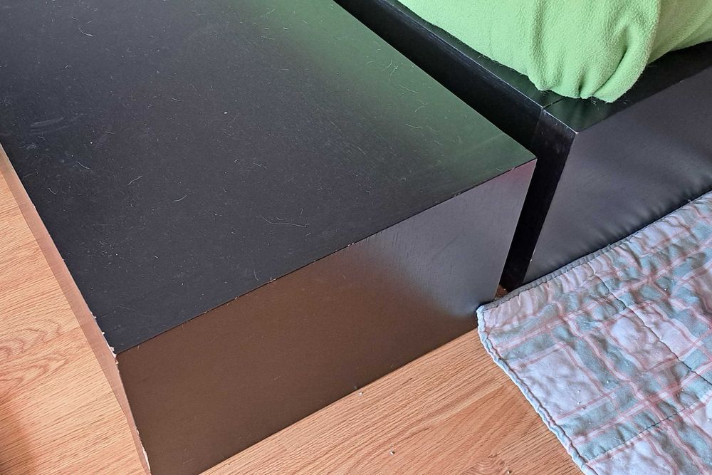 Mobília de quarto em madeira, cor preta