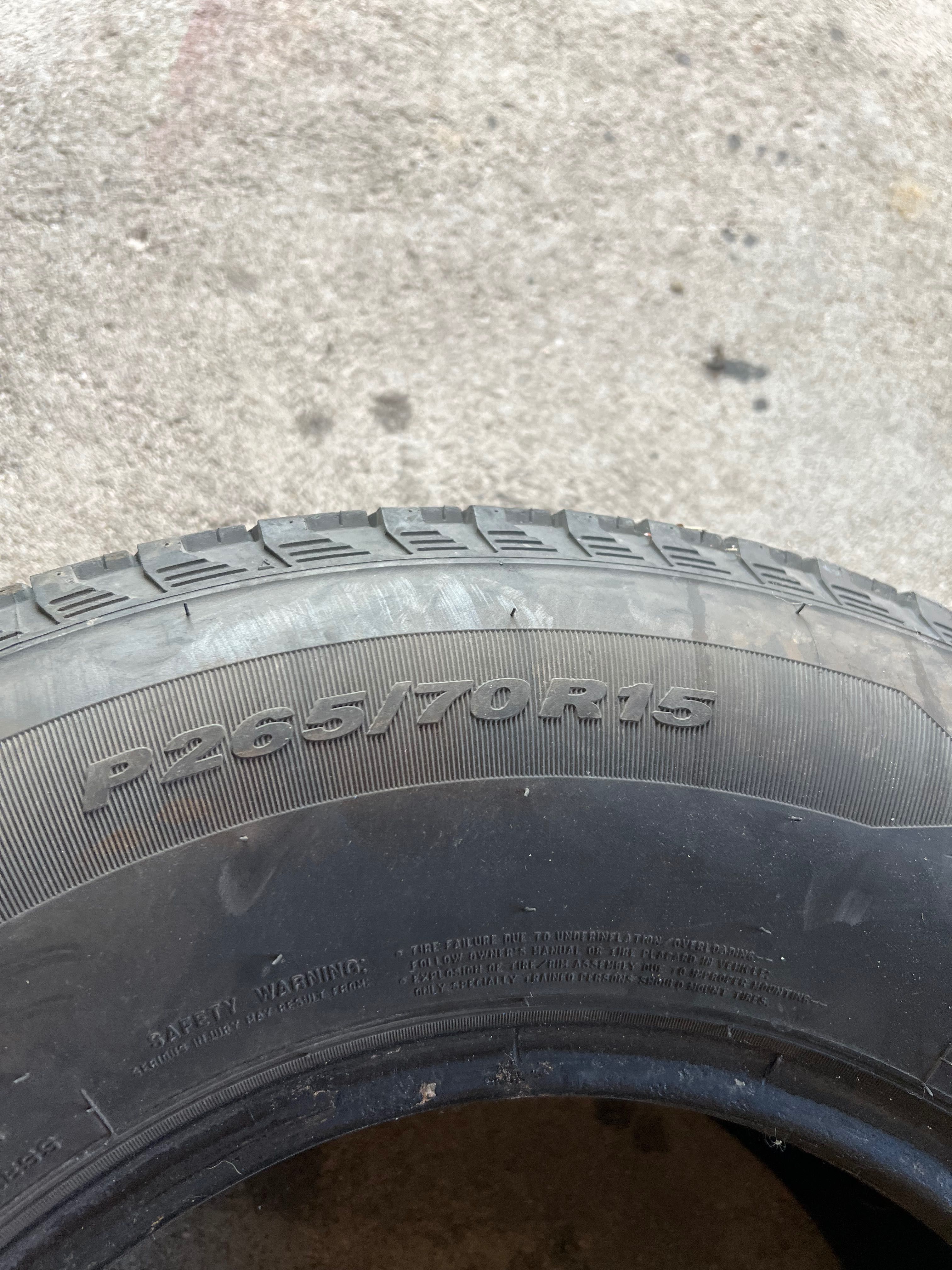 2 pneus 265/70 R15