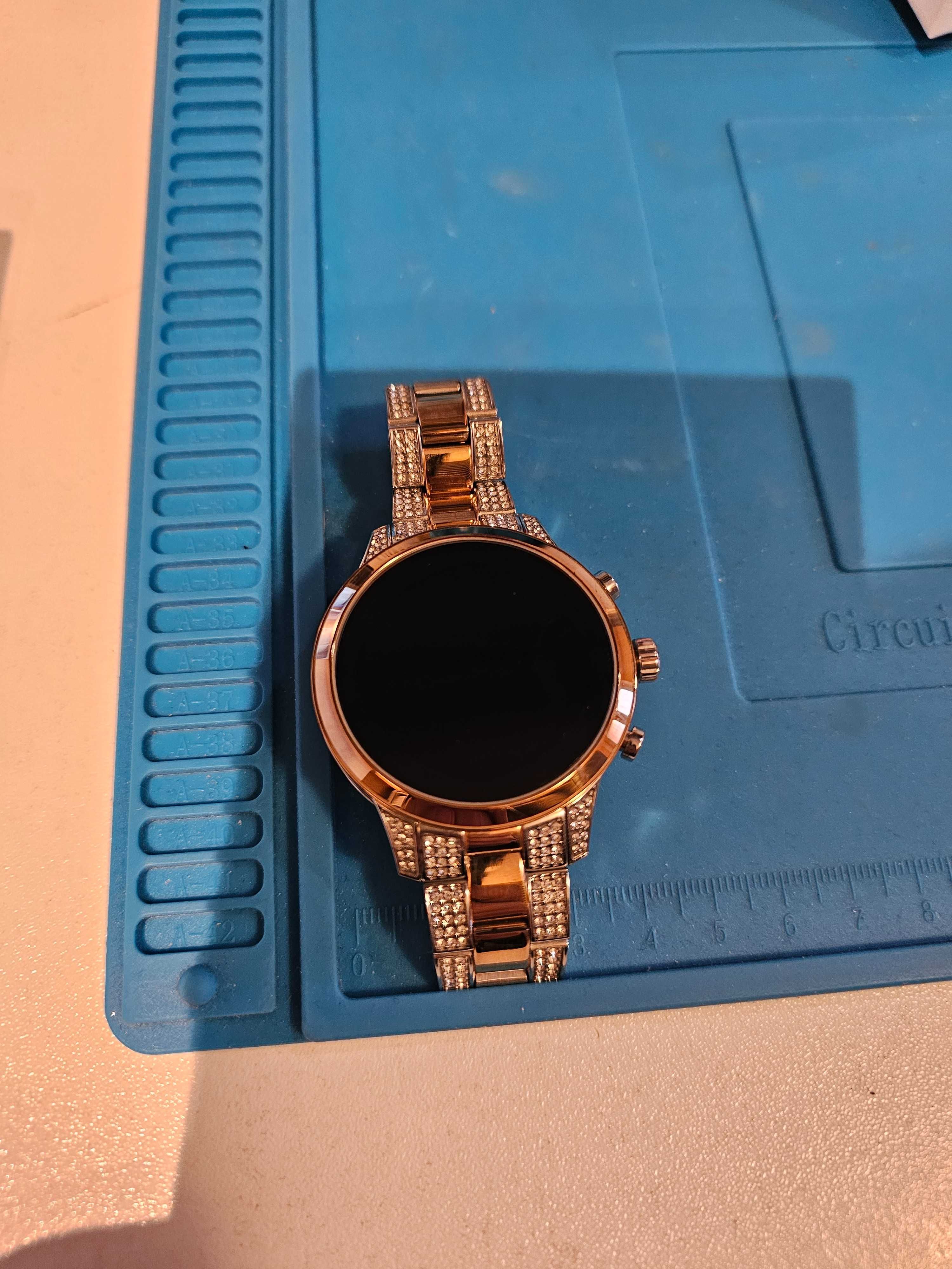 Michael Kors zegarek damski MKT5056 Smartwatch