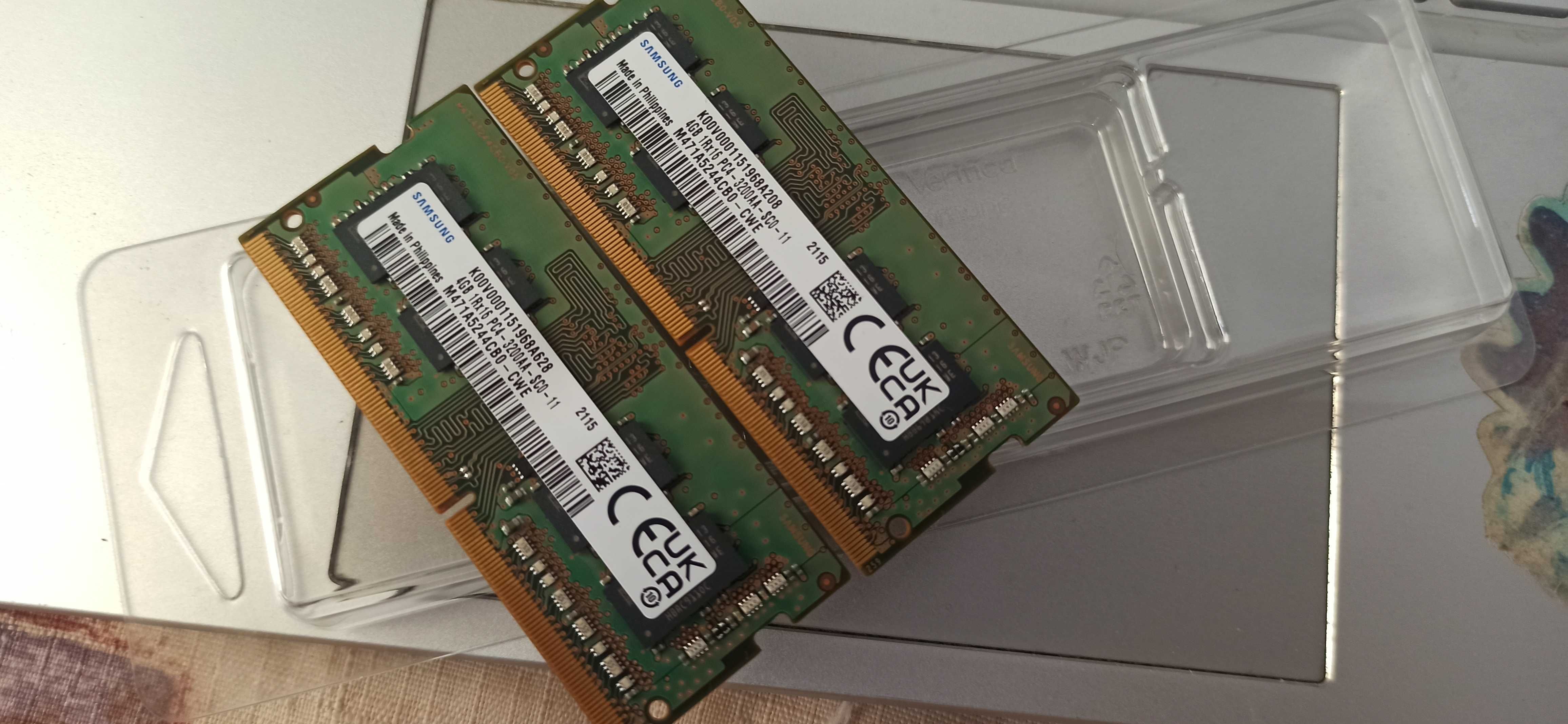 2 плашки оперативка Samsung SODIMM DDR4 3200 4 GB (M471A5244CB0-CWЕ)