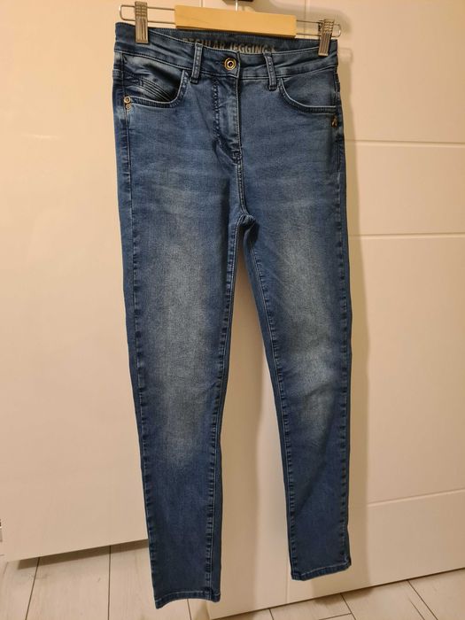 Spodnie firmy Patrizia Pepe rozmiar 26