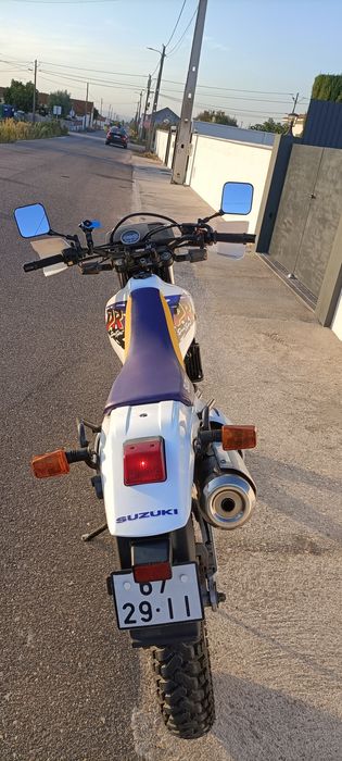 Suzuki Dr 650 se 
Ano 1997
Km 32650 reais 
Revisão feita,válvulas