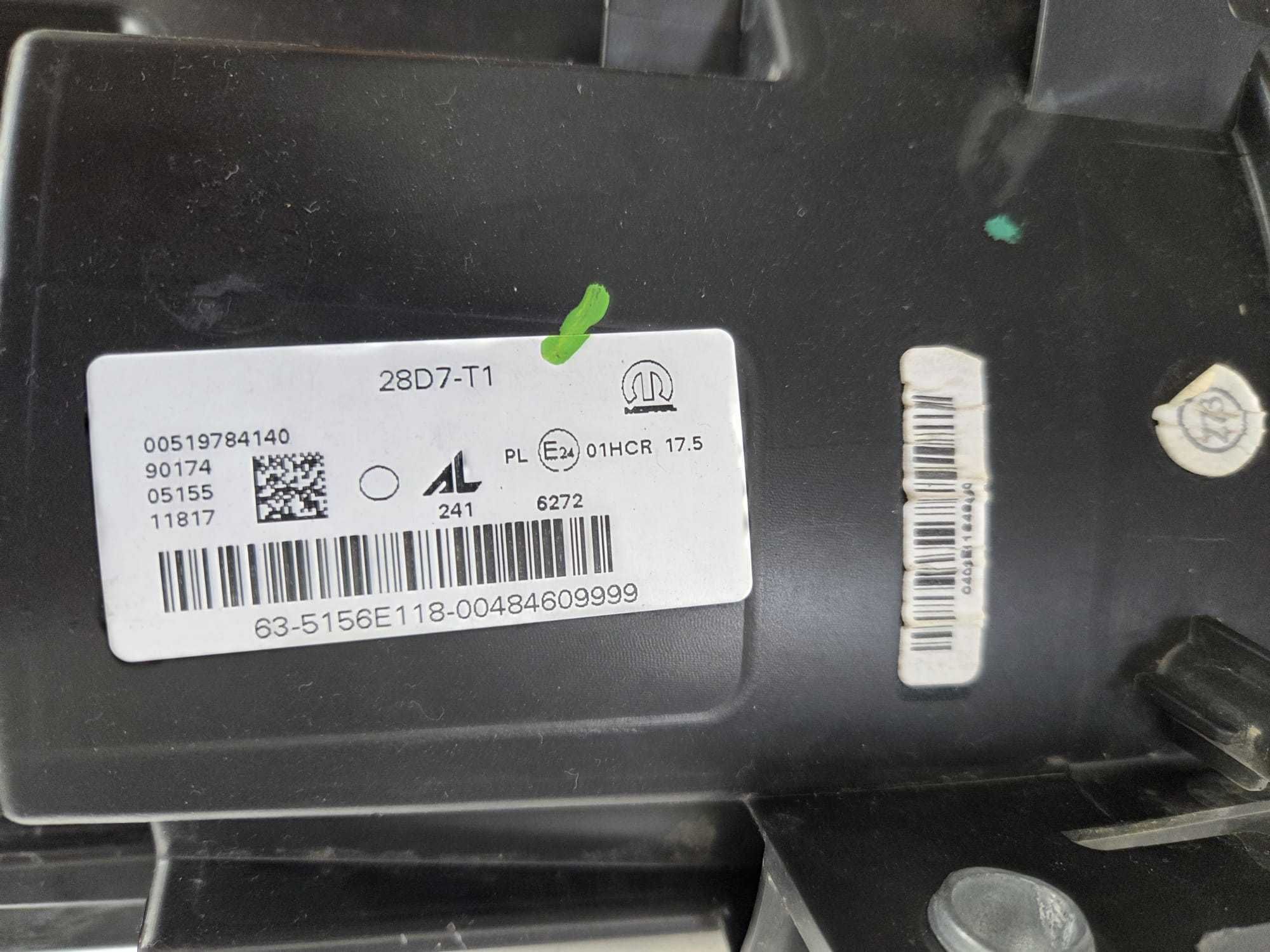 Farol Direito FIAT 500X 2014 a 2020