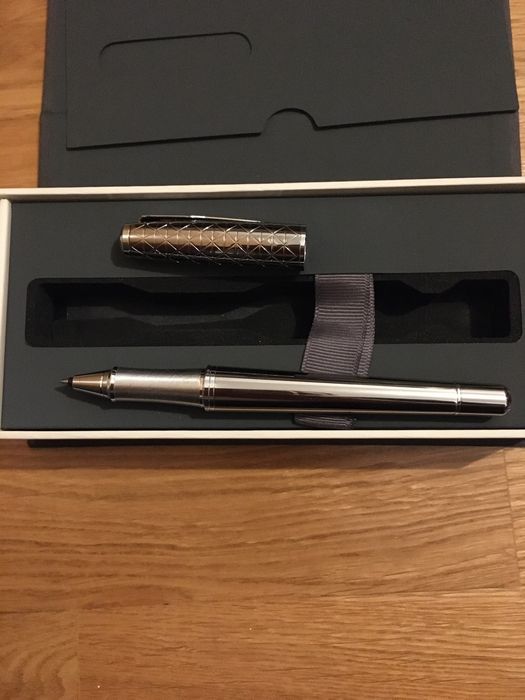 Caneta Parker Nova em Caixa