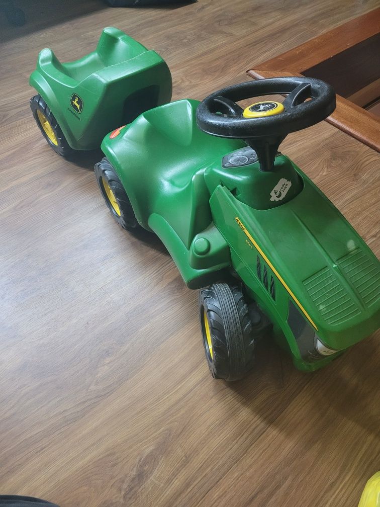 Traktorek jeździk z przyczepą John Deere