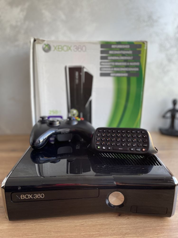 Ігрова приставка Xbox 360s 250Gb