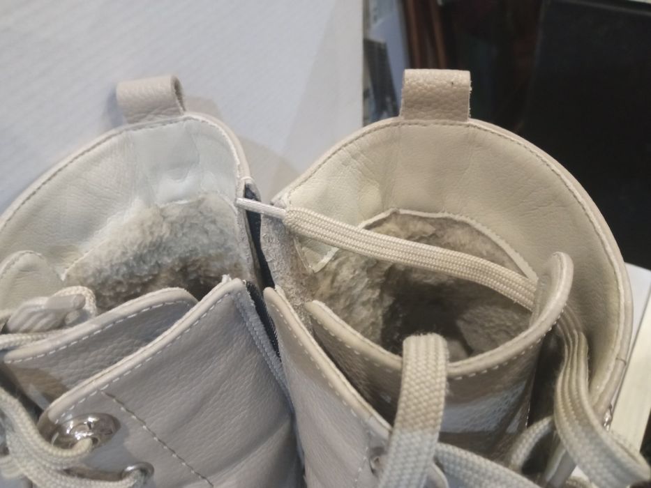 Продам женские зимние кожаные ботинки Fashion