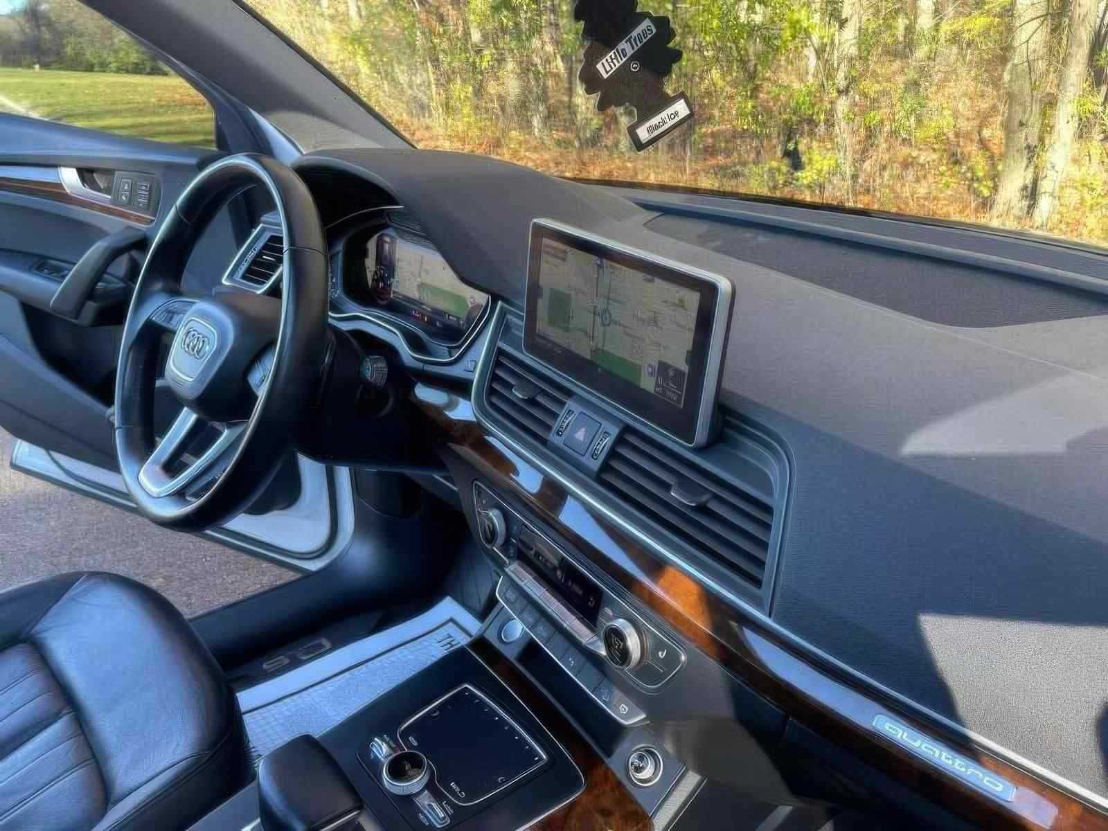 2018    Audi     Q5