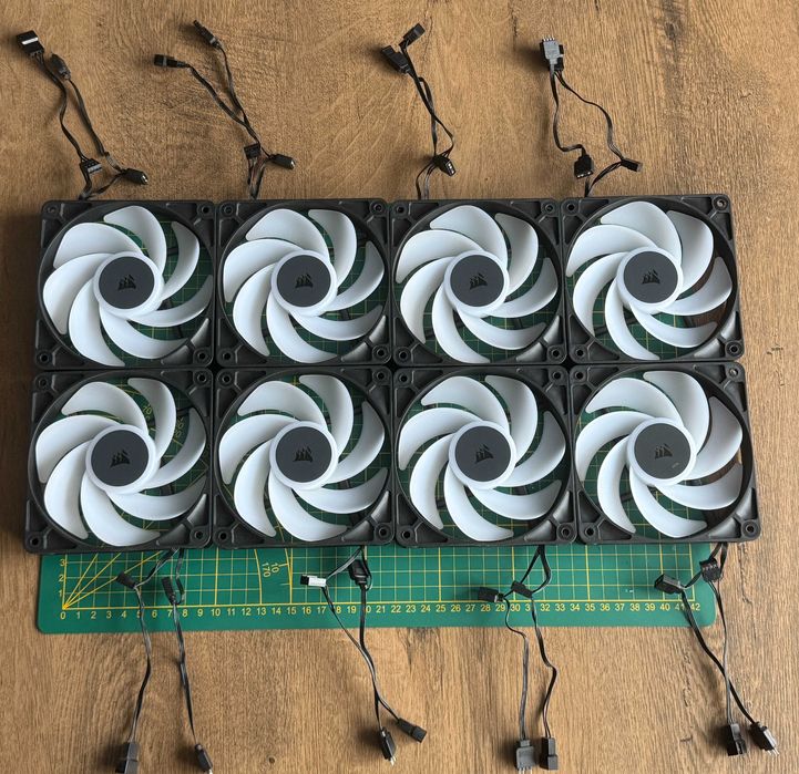 Corsair RS120-R Wentylatory Reverse ARGB PWM 2x 4szt. Gwarancja FV