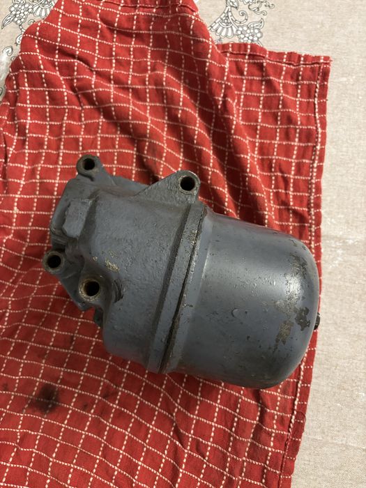 Filtr oleju do traktora ursus c330 (bąk)