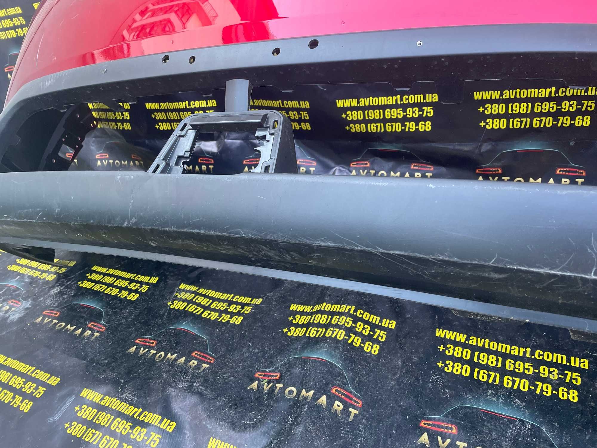 Бампер передній Mazda MX-30 бампер передний Mazda MX30 DN4E50031
