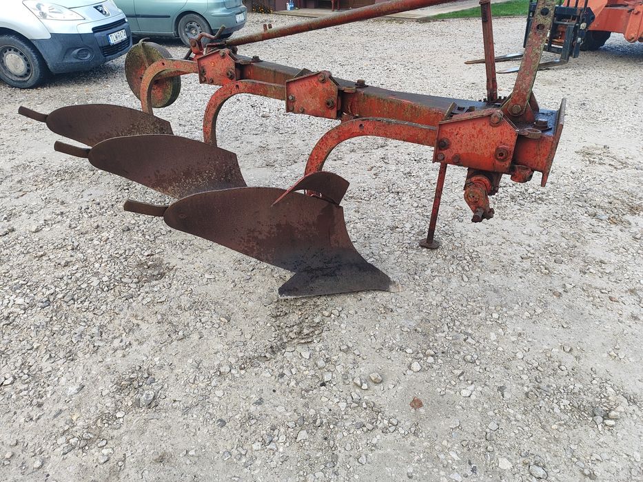 Pług zagonowy 3 skibowy Krone